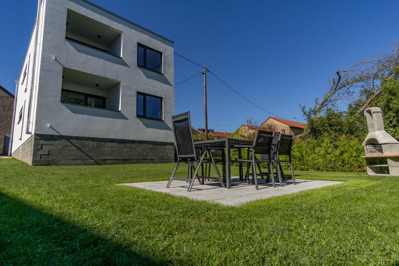 Ferienwohnung Dorfbrunnen 梅尔齐 外观 照片